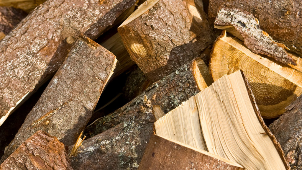 Granved er fin brensel utover våren